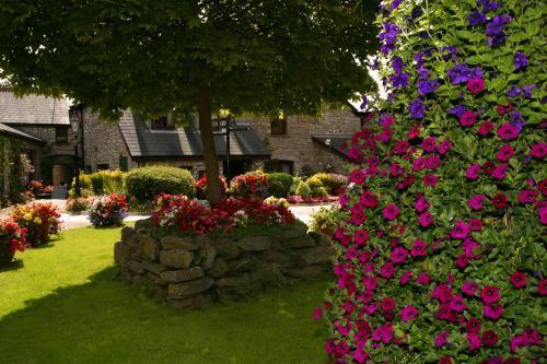St Mary'S Hotel Golf & Country Club Pencoed Εξωτερικό φωτογραφία