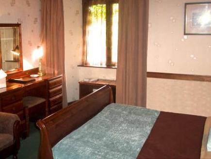 St Mary'S Hotel Golf & Country Club Pencoed Εξωτερικό φωτογραφία